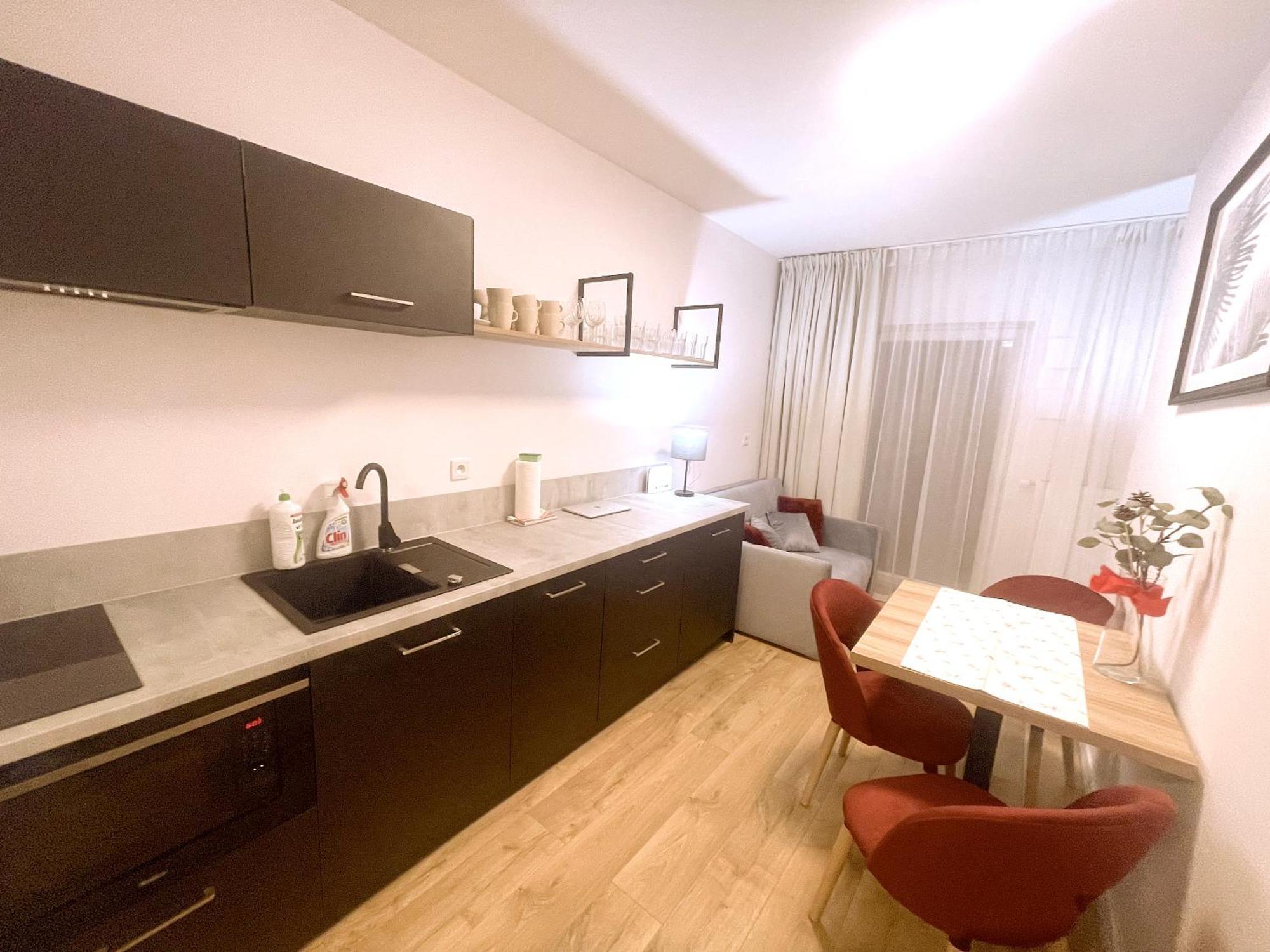 Apartment Premium Atal City Square-Free Parking Space In The Garage Vratislav Exteriér fotografie